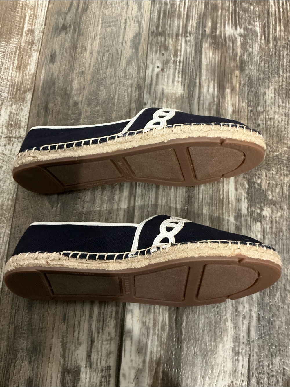 Talbots Navy Canvas Espadrilles with White Trim and Embroidery Size 5 - Picture 5 of 12